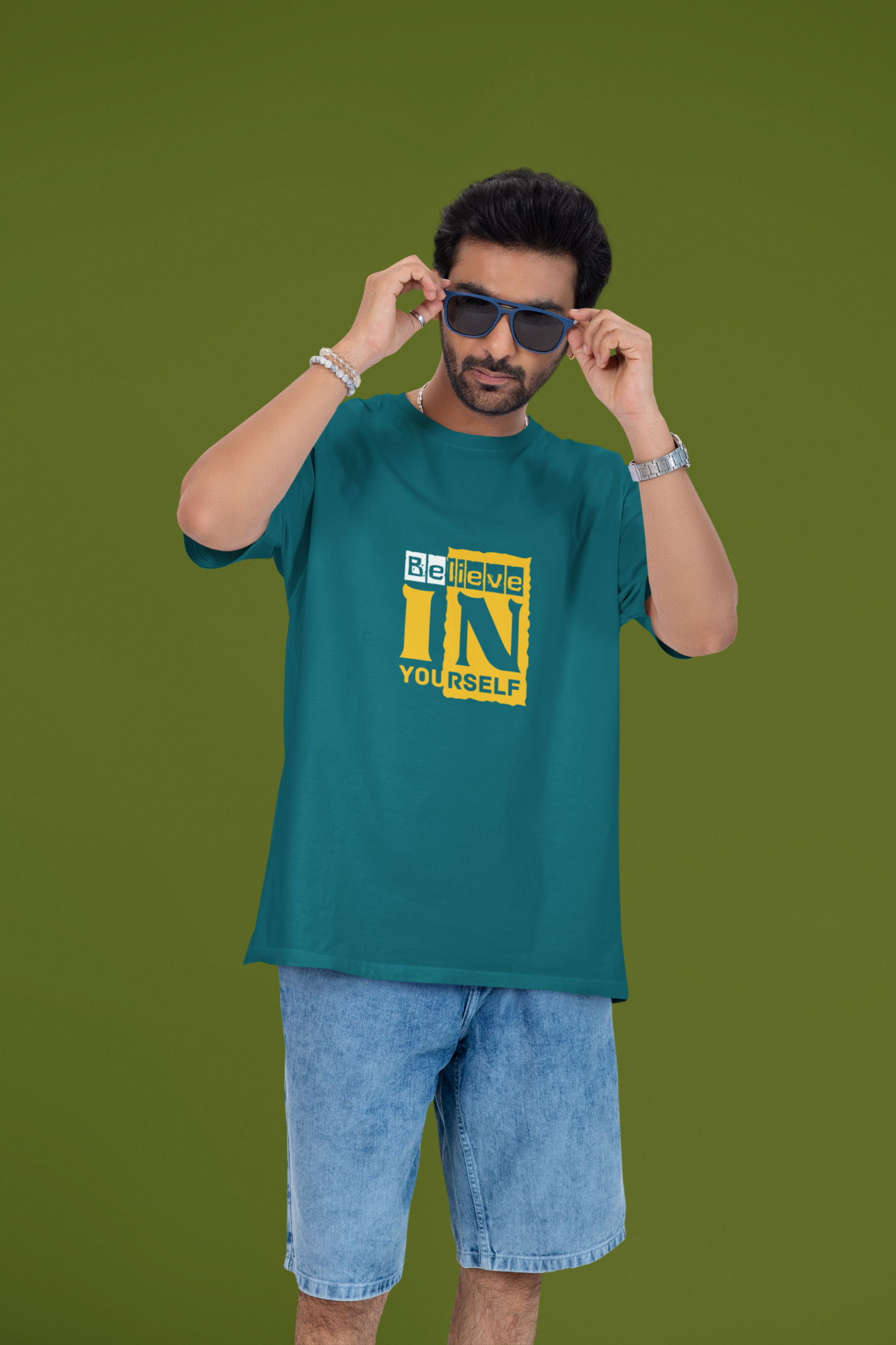 Believe in yourself - Unisex Oversized Classic T-Shirt